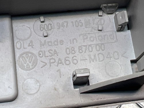 VW Volkswagen Transporter T6 Innenraumleuchte Innenleuchte hinten 6Q0947105M