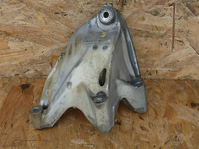 MB Crafter 2.0 CRTDI CKT Motorhalter Motorlager Motorstütze 03L199308A ORIGINAL gebraucht - Sprinter