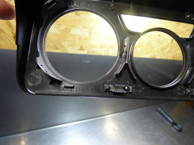 Audi A1 8X RHD Heater Control Dash Panel Trim 8X2863321 8X2 863 321 ORIGINAL gebraucht - Surround