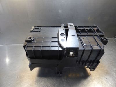 Opel Astra J Sports Tourer 1.7 CDTI Batteriekonsole / 13354420 ORIGINAL gebraucht - 13308434