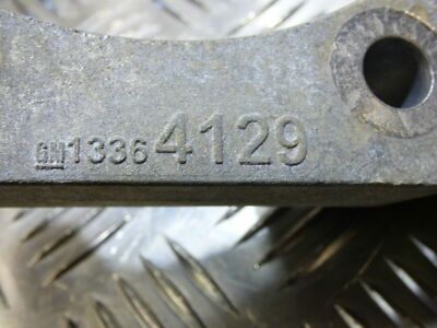 OPEL ASTRA K 1.4 Turbo Getriebe Halter Halterung GM 13364129 -