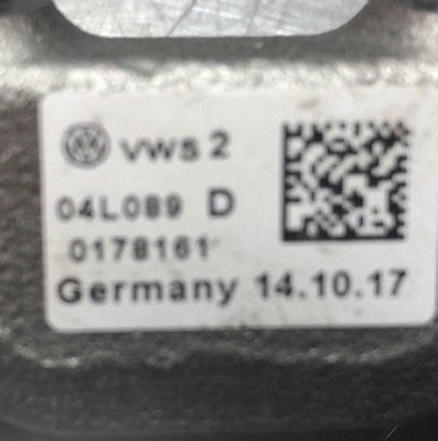 Audi A3 8V TDI Kraftstoffverteiler 04L089D VW SEAT SKODA ORIGINAL gebraucht - Einspritzleiste
