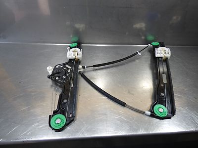 BMW 1 Series 116i SE E87 Fensterheber ohne Motor vorne links 7138465E