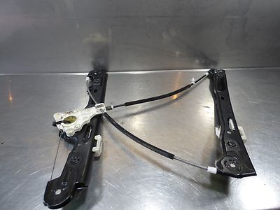 BMW 1 Series 118d ES Fensterheber ohne motor vorne rechts 7067796S / 7 0677 96 S