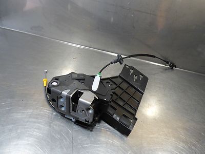 Ford Fiesta 1.4 TDCI (MK7) Türschloss hinten links 8A6A-A26413-BE 861AA264A27BK