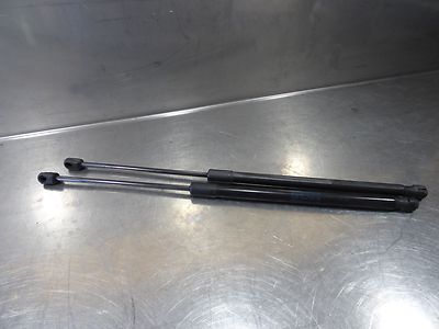 Skoda Superb 1.9 TDI Gasdruckdämpfer Gasdruckfeder Paar 3T5827550 / 3T5 827 550