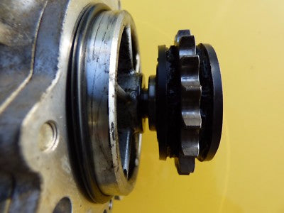 für Mazda 3 6 CX-7 2.2 CITD R2AA motor R2AA18G00 ORIGINAL gebraucht - Unterdruckpumpe