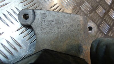 VW Transporter T5 2.5 TDI AXD BNZ Motorhalter 7H0399151H _ 7H0399151L