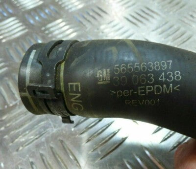 Opel Astra K 1.4 TURBO 150PS B14XFT LE2 Wasserkühlerschlauch 565563879 39063438