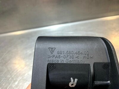 PORSCHE Boxster 981 Auflage Zentrierzapfen Rechts 981.580.464.02 ORIGINAL gebraucht - 98158046402