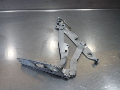 AUDI A6 4F 2.0 TDI rechts 4F5827302D / 4F5 827 302 D ORIGINAL gebraucht - Heckklappenscharnier