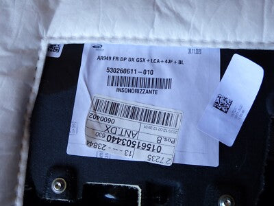 Alfa Romeo Stelvio Q4 2021 Türverkleidung Vorne Rechts NEUWERTIG ! ORIGINAL gebraucht - 01561503440