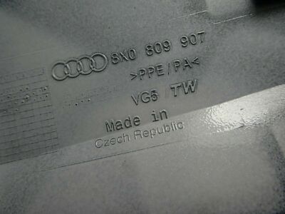 AUDI A1 S Line 2017 Abdeckung Tankdeckel Tankklappe 2Y2Y Gletscherweiss Pearl