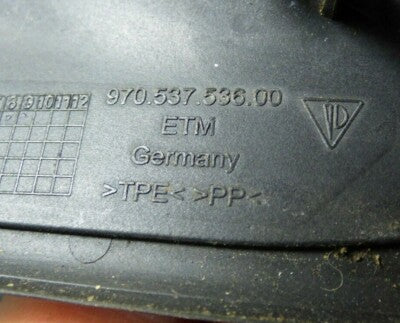 Porsche Panamera 970 Abdeckung Blende Tür vorne rechts 97053753600