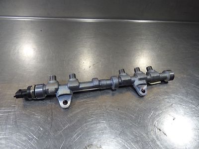 Opel Corsa D 1.3 CDTI Einspritzleiste mit Drucksensor 55573331/ 0281006158