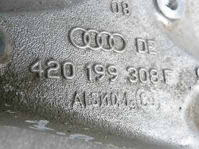 Audi R8 4.2 V8 BYH 420PS FSI Motorhalter Stütze Rechts ORIGINAL gebraucht - 420199308F