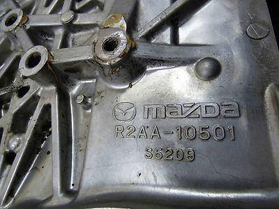 Stirndeckel für Mazda 3 6 CX-7 2.2 CITD R2AA motor R2AA10501 ORIGINAL gebraucht - Abdeckung