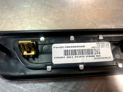 Orig. Jeep Grand Cherokee IV WK2 Einstiegsleiste vorne links 1NC80DX9AB