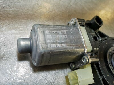 Audi Q2 2018 Fensterhebermotor vorne rechts 5Q0959802B RHD Front Left gebraucht - Original