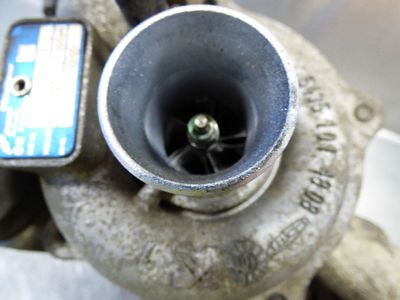 Opel Corsa D 1.3 CDTI Turbolader 735013430