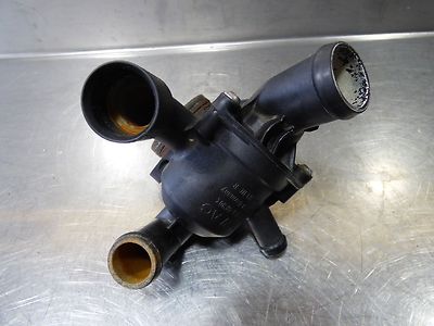 VW Passat 1.6 TDI, Kühlmittel 03L121111R / 03L 121 111 R ORIGINAL gebraucht - Thermostat