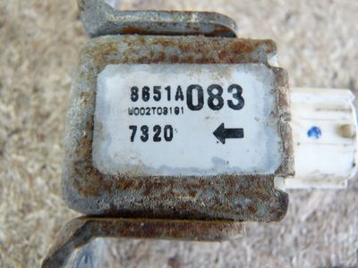 MITSUBISHI L200 2.5 DiD Airbag Sensor links 8651A083