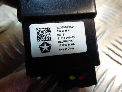 JEEP COMPASS II 2021 USB ORIGINAL gebraucht - AUX 5XG28DX9AD 35166724-0A ORIGINAL gebraucht - 53249959