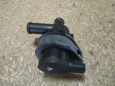 VW Seat Skoda Audi 1.4 TSi Wasserpumpe Zusatzkühlmittelpumpe 1K0965561F