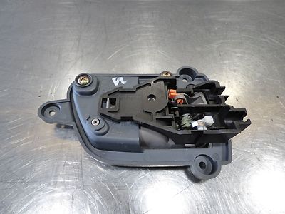 Mitsubishi Grandis 2.0 DI-D Türgriff, innen vorne links MN105359