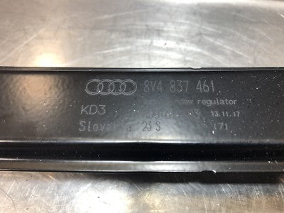 Audi A3 8V 8V1 Fensterheber Scheibe Heber Fenster Vorne Links VR 8V4837461