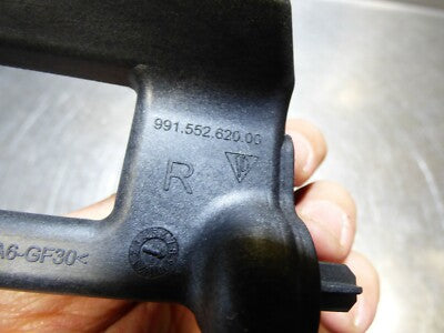 Porsche Boxster 981 991 911 Halter für Tragrahmen rechts 99155262000