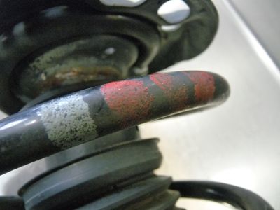 VW Golf 5 1.9 TDI Federbein vorne links 1K0413031CS / 1K0 413 031 CS