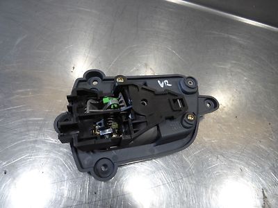 Mitsubishi Grandis 2.0 DI-D Türgriff, innen vorne rechts MN105360