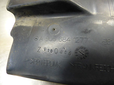 VW CRAFTER Sprinter 906 Stoßstangen Halterung Führung rechts ORIGINAL gebraucht - A9068850263