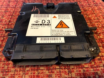 Nissan Navara D40 2.5 DCI Motorsteuergerät 23710 ECO7B MB275800-6753 Denso ECU