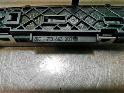 AUDI Q2 RHD GEAR SELECTOR DISPLAY 81C713463 3Q7 ORIGINAL gebraucht - AUTOMATIC