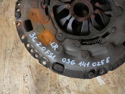 VW PASSAT 3C 2.0 FSI Zweimassenschwungrad und Kupplung 06F105264C / 03G141025E