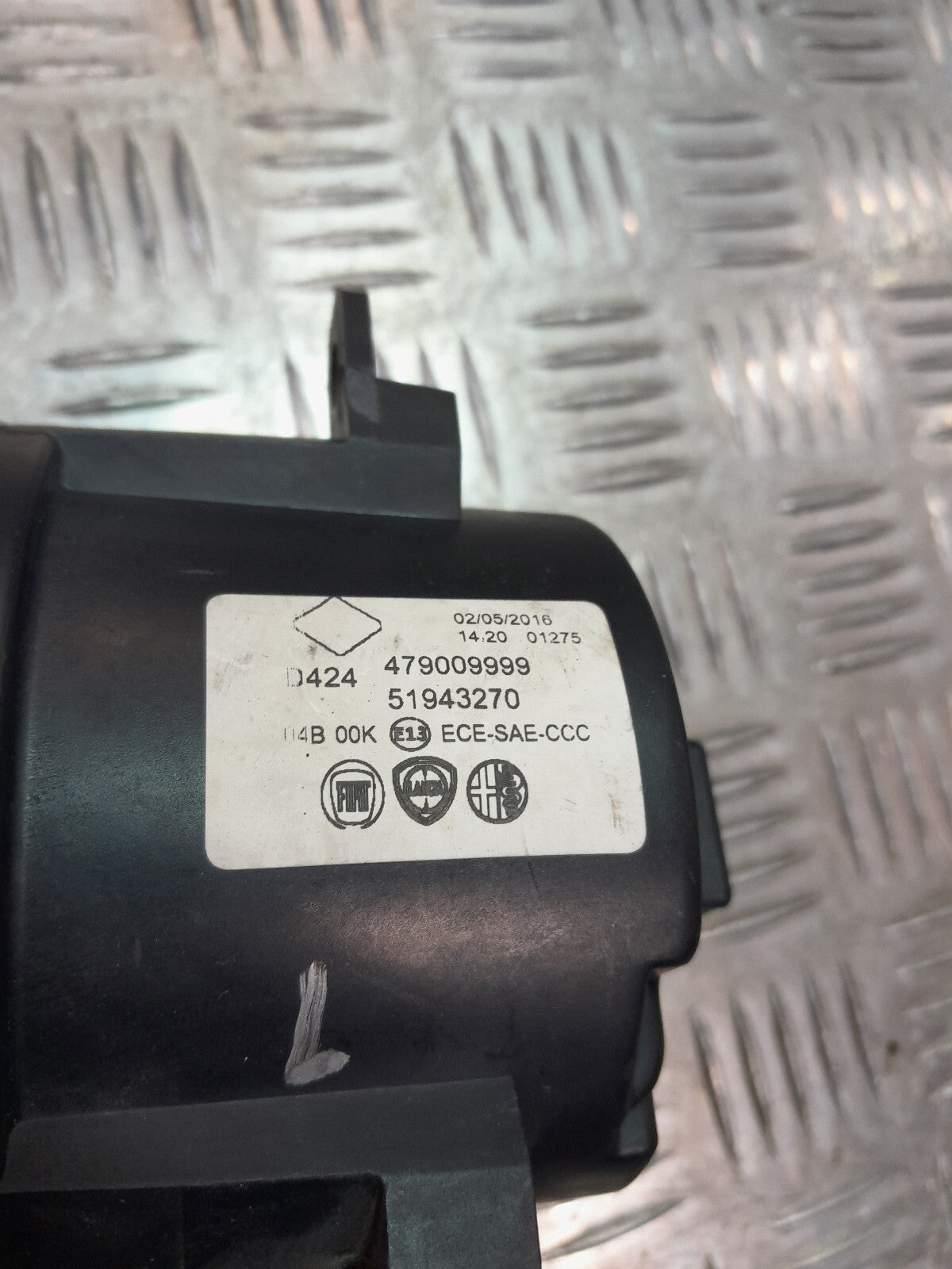 Jeep Renegade 1.6 Mjet Nebelscheinwerfer Vorne Links Mopar ORIGINAL gebraucht - 51943270