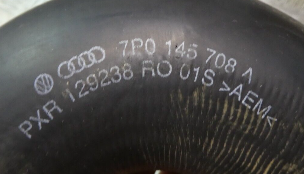 Porsche Cayenne 92A TDI Turboschlauch Druckschlauch 7P0145708A ORIGINAL gebraucht - Ladeluftschlauch