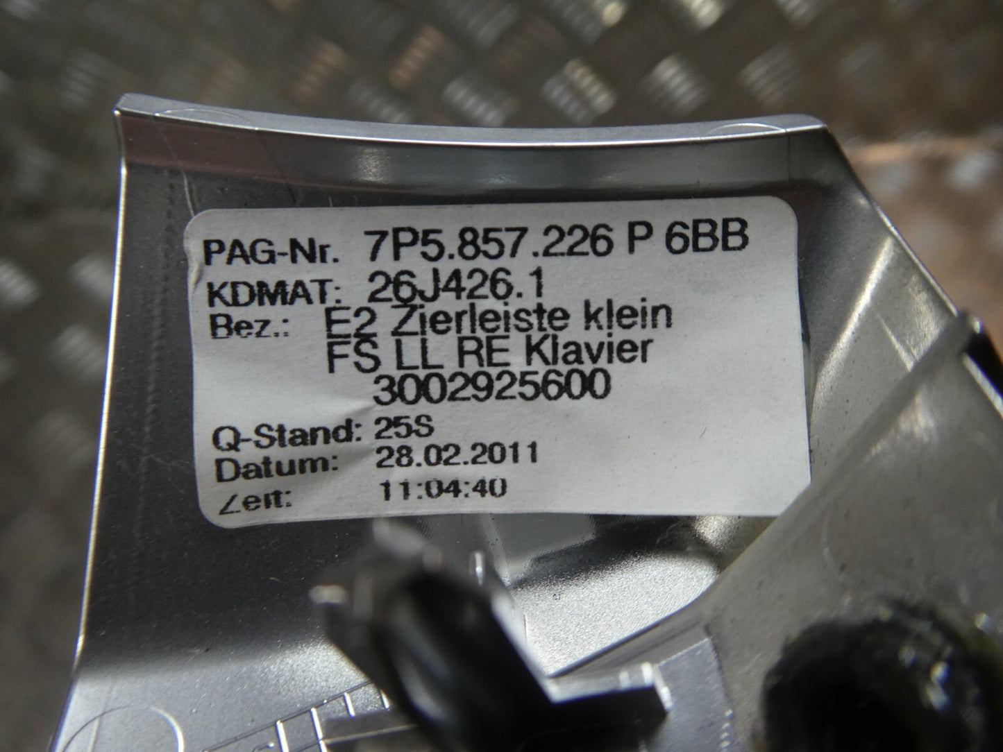 Porsche Cayenne 92A Dekor Klavierlack Armaturenbrett 7P5857226P 6BB ORIGINAL gebraucht - Zierleiste