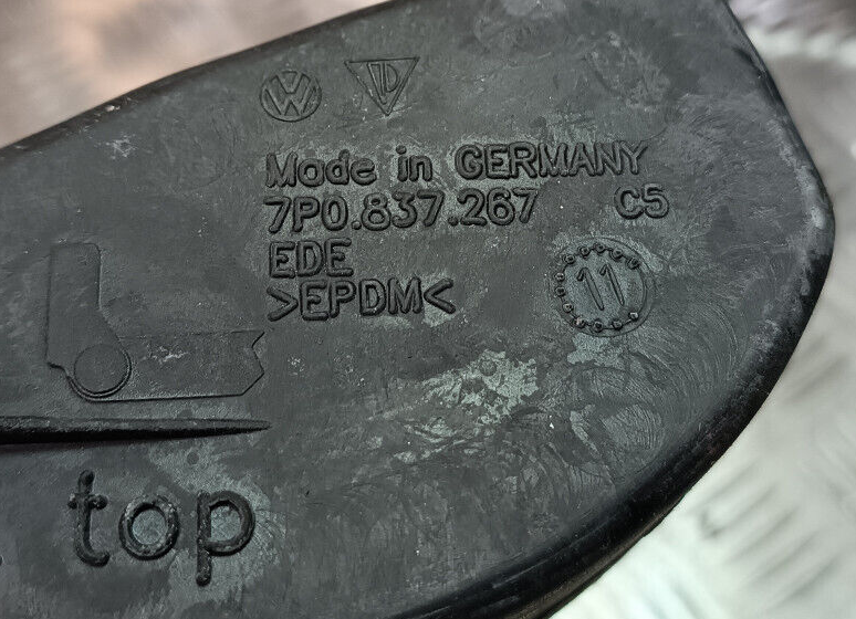 Porsche Cayenne S 92A Türbremse Türfangband Rechts hinten ORIGINAL gebraucht - 7P0837267