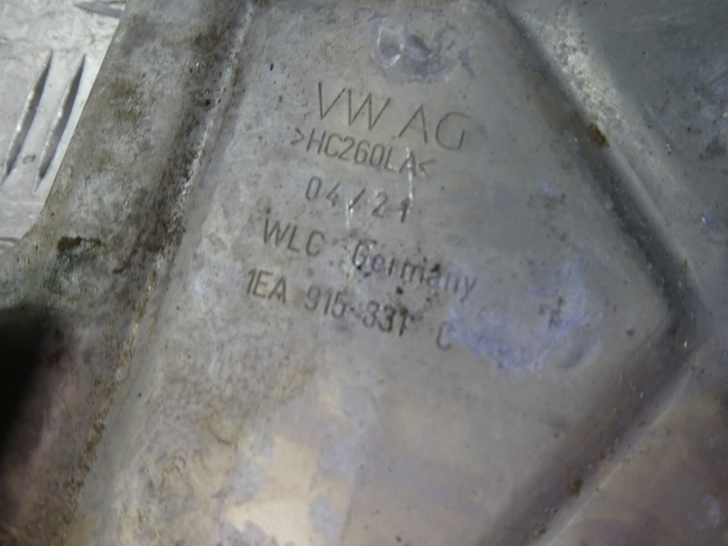 VW ID3 Pro Batteriekasten Batteriehalter 1EA915331C ORIGINAL gebraucht - Volkswagen
