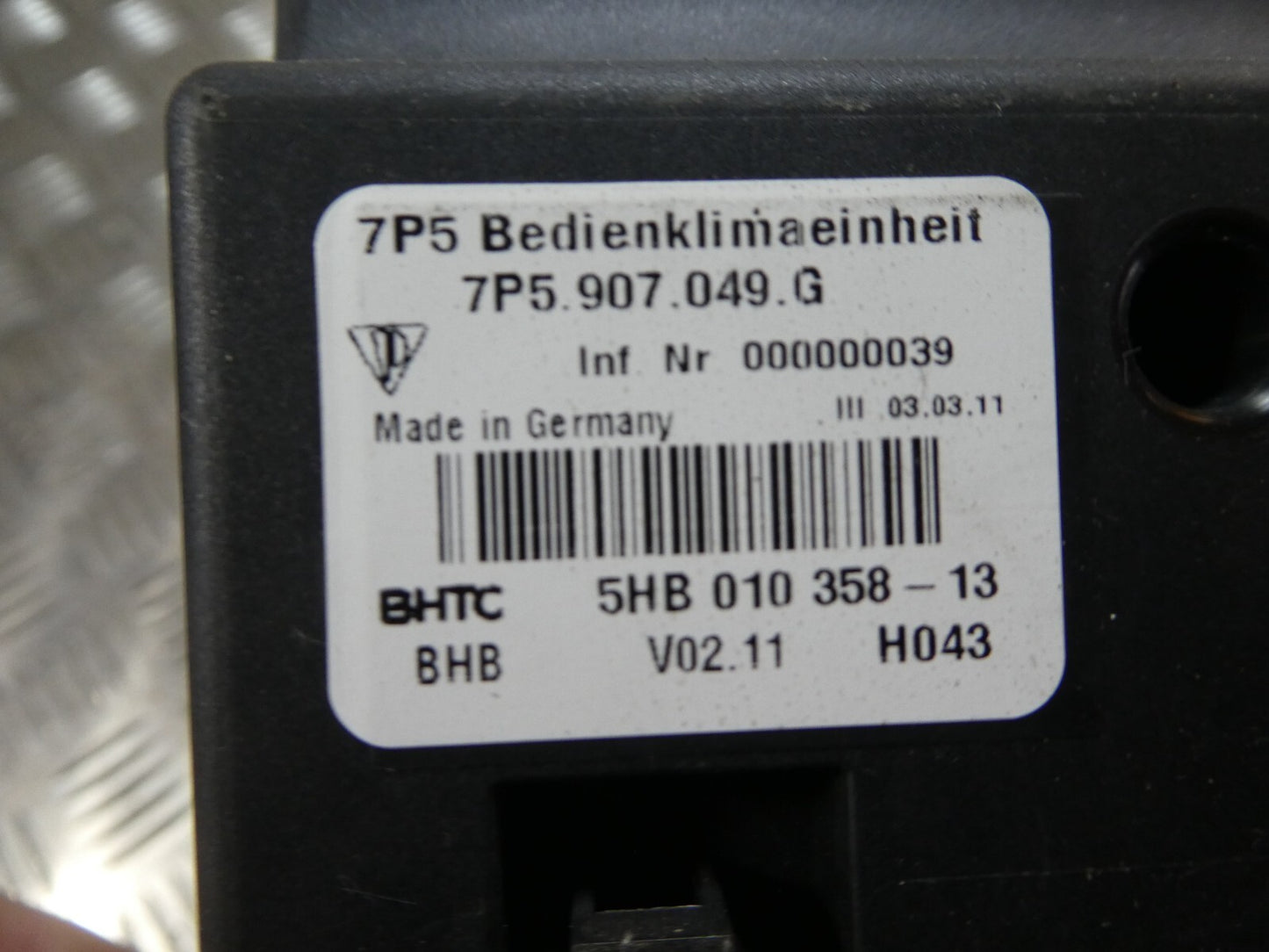 Porsche Cayenne 92A Bedieneinheit hinten Fond 7P5907049G ORIGINAL gebraucht - Klimabedienteil