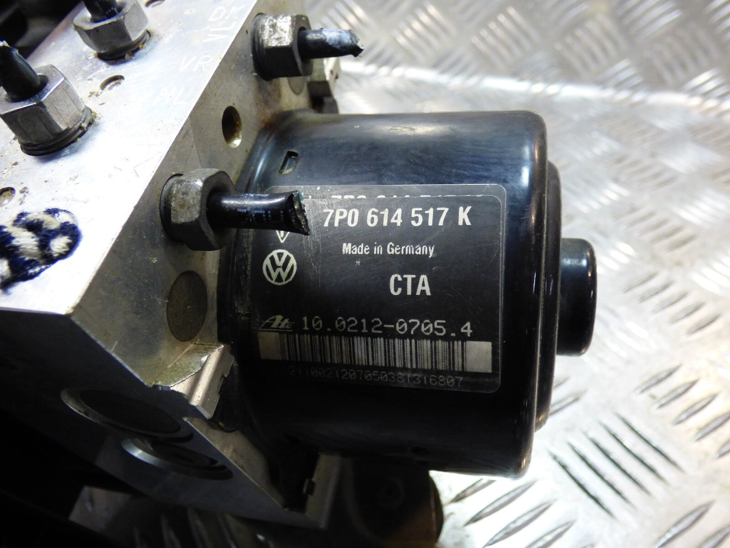 Porsche Cayenne II 92A ABS ESP Pumpe Hydraulikblock 7P0614517K ORIGINAL gebraucht - steuergerat