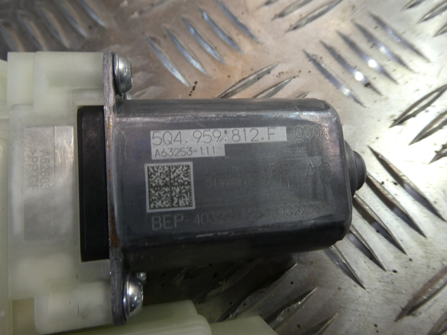VW ID3 Fensterhebermotor Tür Hinten Rechts 5Q4959812F ORIGINAL gebraucht - Volkswagen