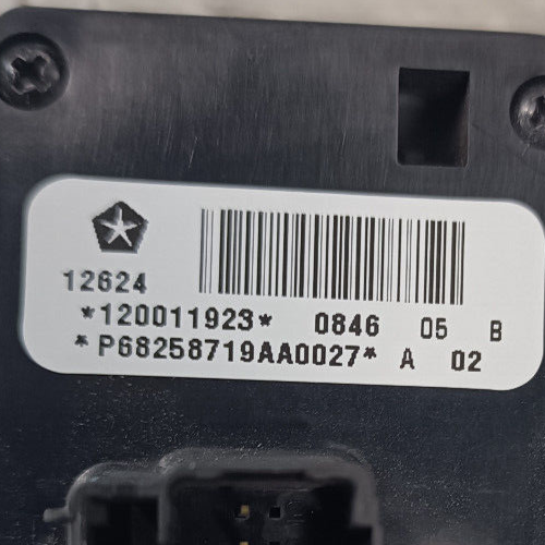 Jeep Grand Cherokee WK2 Lichtschalter P68258719AA0027 ORIGINAL gebraucht - P68258719AA