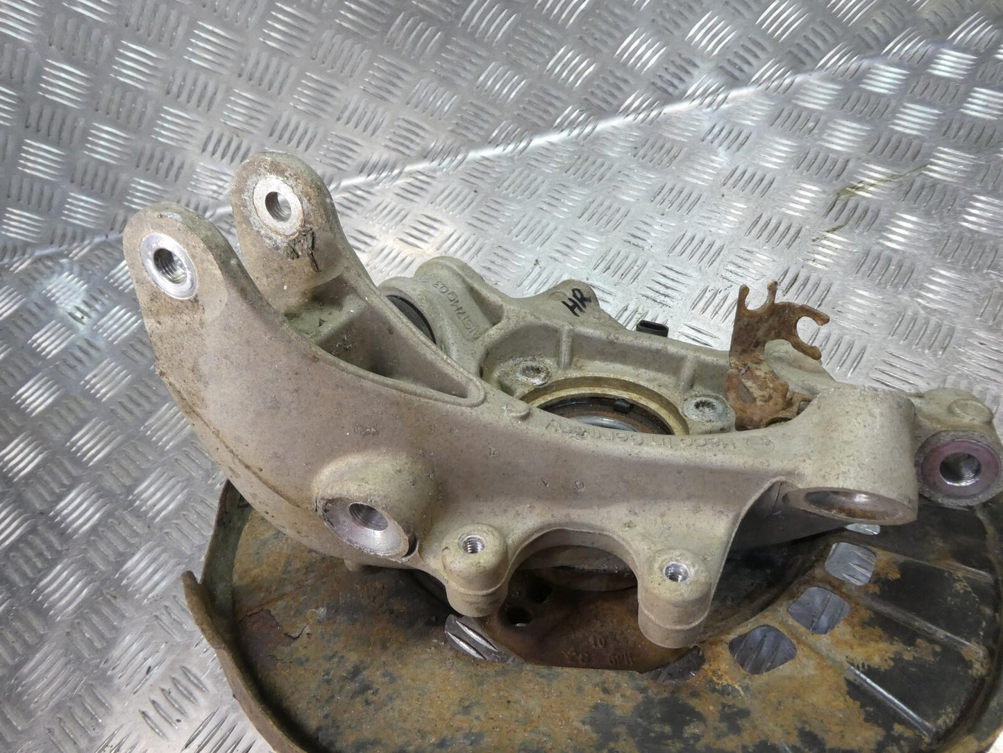 Porsche Cayenne 92A hinten rechts 7P0609404D 7P0505436A ORIGINAL gebraucht - Achsschenkel