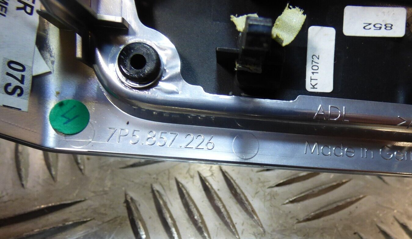 Porsche Cayenne S 92A Dekor Klavierlack Armaturenbrett 7P5857226M ORIGINAL gebraucht - Zierleiste