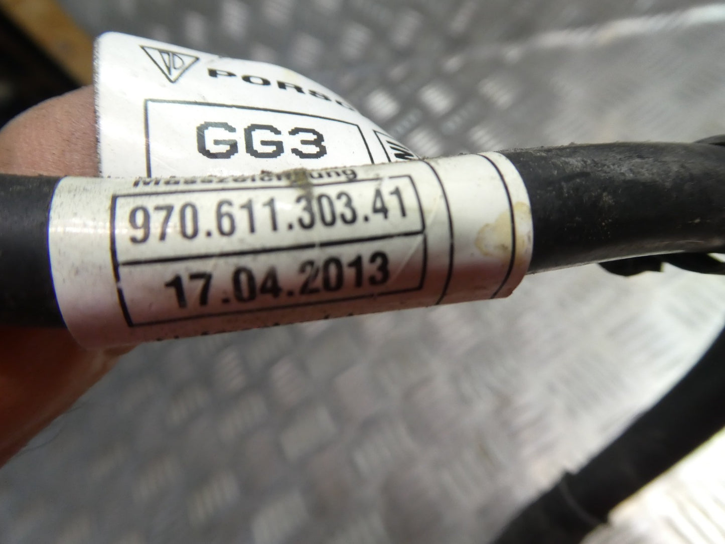 Porsche Panamera 3.0 E-Hybrid Pluskabel der Batterie ORIGINAL gebraucht - 97061130341