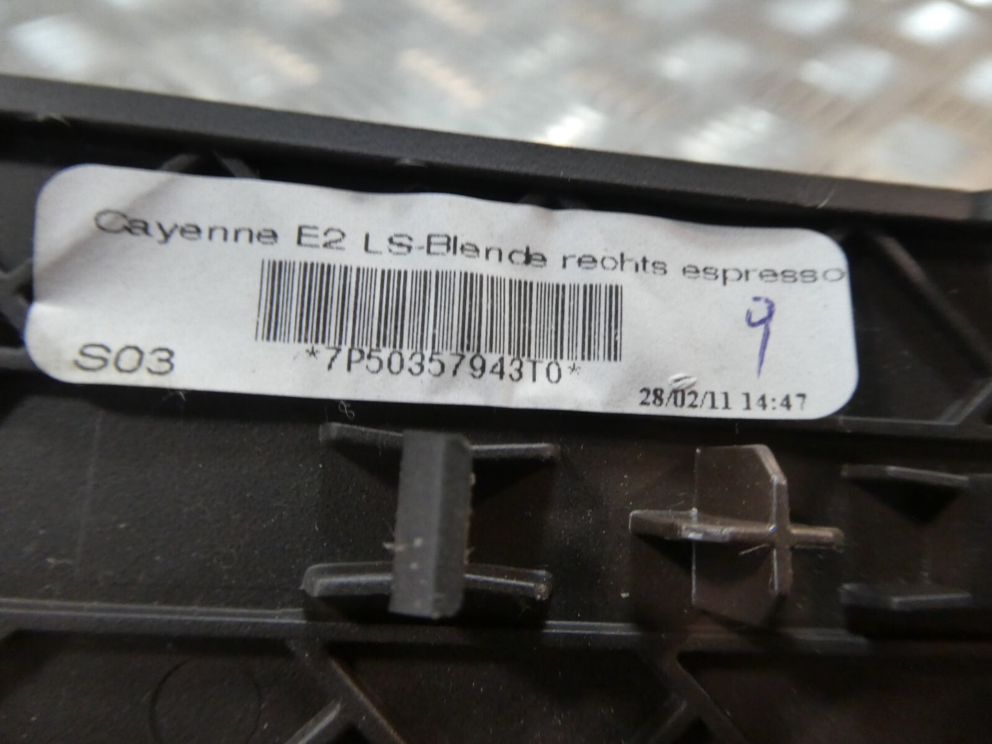 Porsche Cayenne 92A Abdeckung Armaturenbrett 7P5035794 3T0 Espresso ORIGINAL gebraucht - Lautsprecher